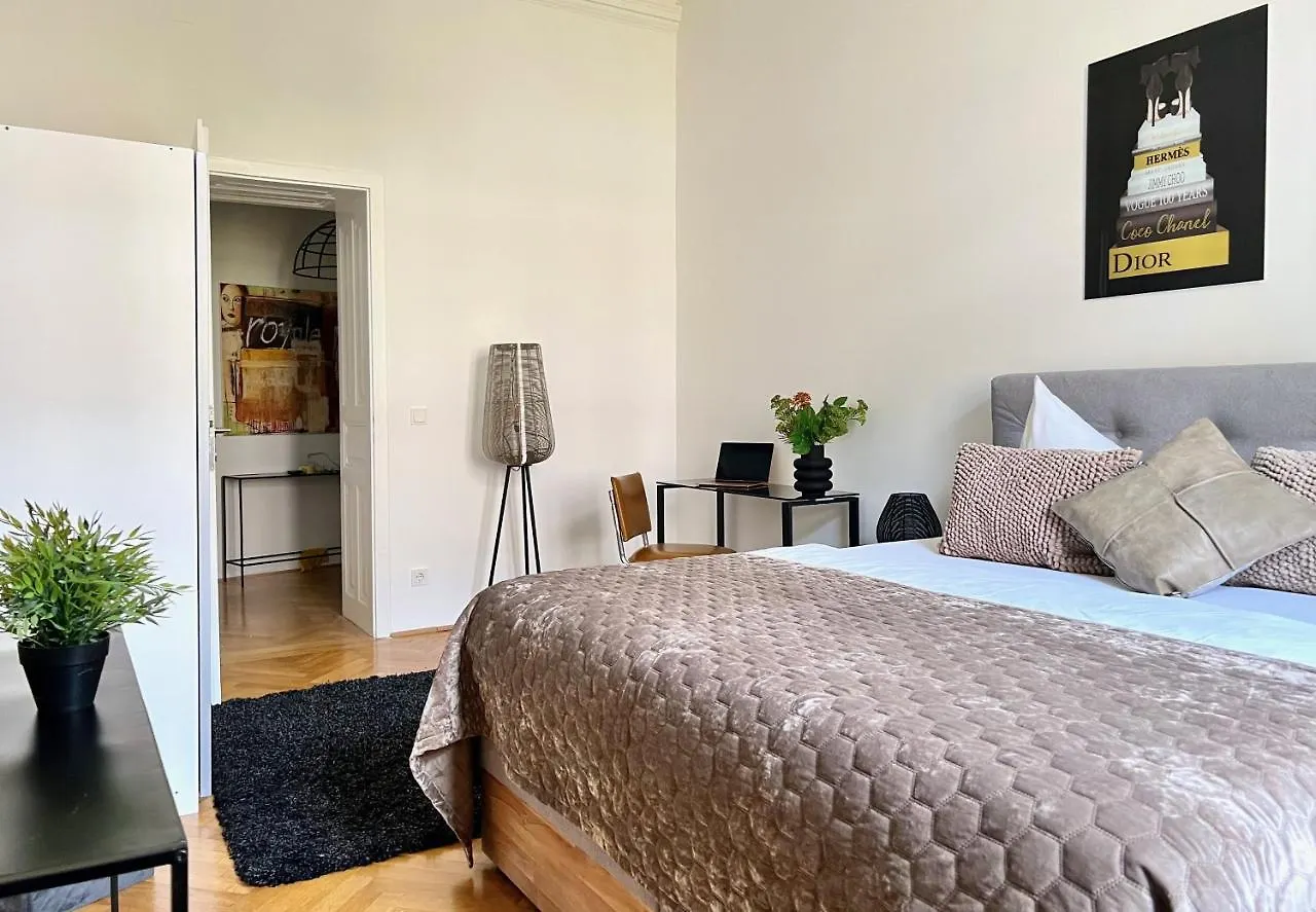 Belle Art Design Suite Im Herzen Von Wien Austria